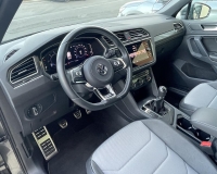 Volkswagen Tiguan 2.0 TDI 150 CV R-LINE Interior/Exterior "Fari Full Led+Gruppi ottici posteriori a led+ Quadro digitale+ Cerchi da 19"