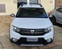 Dacia Sandero 1.5 dci 90 cv Stepway Brave "Navi-Telecamera-Volante in pelle multifunzione - Fari posteriori con tecnologia LED - Luci diurne a LED"