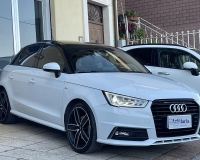 Audi A1 SPB 1.6 TDI 116 CV S.Line Sport "Tetto apribile/panoramico - Fari Xenon Plus full Led - gruppi ottici posteriore a tecnologia led - Bicolor - Cerchi sport da 18 - vetri privacy total - Navi"