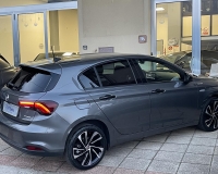 Fiat New Tipo 1.6 Mjt S&S 130CV restyling 2021-  5 porte Sport / pak black (Cerchi 18° - fari Technology led - Gruppi ottici posterio a led bruniti - quadro digitale - retrocamera- sensori park anteriori /posteriori)