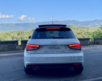 Audi A1 SPB 1.6 TDI 116 CV S.Line Sport "Tetto apribile/panoramico - Fari Xenon Plus full Led - gruppi ottici posteriore a tecnologia led - Bicolor - Cerchi sport da 18 - vetri privacy total - Navi"