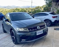 Volkswagen Tiguan R/Line Pack Black Exterior 2.0 TDI SCR (150 CV) DSG "Fari LED - Digital Cockpit Pro 10,25", pak black - cerchi da 19°"