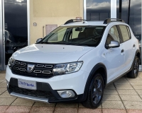 Dacia Sandero 1.5 dci 90 cv Stepway Brave "Navi-Telecamera-Volante in pelle multifunzione - Fari posteriori con tecnologia LED - Luci diurne a LED"