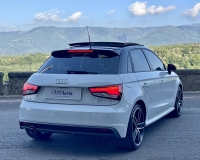 Audi A1 SPB 1.6 TDI 116 CV S.Line Sport "Tetto apribile/panoramico - Fari Xenon Plus full Led - gruppi ottici posteriore a tecnologia led - Bicolor - Cerchi sport da 18 - vetri privacy total - Navi"
