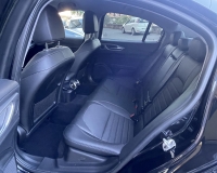 Alfa Romeo Giulia 2.2 Turbo diesel 190CV AT8 B-Tech Blak Edition Pak esterno Veloce “Pak sport - Cerchi da 19°- Pinze Brembo gialle - Assetto sportivo - Navi - Telecamera - Fari BI-Xenon Led - vetri privacy - paraurti modello veloce sport”