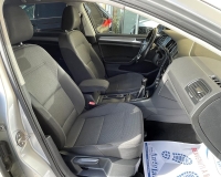 Volkswagen Golf 1.6 Tdi Comfortline 110cv (cerchi lega da 17 – sensori park anteriore e posteriore – vetri privacy-clima bi/zona) Vettura in ottime condizioni generali - Garantita