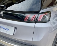 PEUGEOT 3008 II 1.5 BlueHDI  Allure Pack s&s 130cv Eat8 Automatica "Retrocamera - vetri privacy - pack cromo - cerchi lega 18 bicolor - Fari full LED" (Auto Aziendale fatturabile con iva deducibile pari al nuovo)