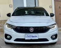 Fiat Tipo 1.6 Mjt S&S 5 porte S-Design (Bicolor - Pak black -Cerchi 18° - Fari Bi-xenon led - retrocamera)