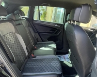 Volkswagen Tiguan 2.0 tdi R-Line 150cv dsg Fari IQ.LIGHT LED MATRIX, Digital Cockpit Pro 10,25", Navigatore