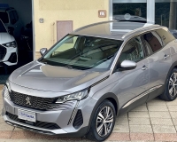 PEUGEOT 3008 II 1.5 BlueHDI  Allure Pack s&s 130cv Eat8 Automatica "Retrocamera - vetri privacy - pack cromo - cerchi lega 18 bicolor - Fari full LED" (Auto Aziendale fatturabile con iva deducibile pari al nuovo)