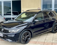 Volkswagen Tiguan R-Line Pak Black Edition 2.0 TDI SCR (150 CV) DSG "Fari IQ.LIGHT LED MATRIX--Digital Cockpit Pro 10,25", Navigatore,Telecamera 360 , pak black"