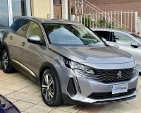 PEUGEOT 3008 II 1.5 BlueHDI  Allure Pack s&s 130cv Eat8 Automatica "Retrocamera - vetri privacy - pack cromo - cerchi lega 18 bicolor - Fari full LED" (Auto Aziendale fatturabile con iva deducibile pari al nuovo)
