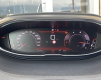 PEUGEOT 3008 II 1.5 BlueHDI  Allure Pack s&s 130cv Eat8 Automatica "Retrocamera - vetri privacy - pack cromo - cerchi lega 18 bicolor - Fari full LED" (Auto Aziendale fatturabile con iva deducibile pari al nuovo)