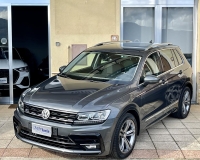 Volkswagen Tiguan 1.6 TDI 116 CV R-LINE "Fari Full Led+Gruppi ottici posteriori a led+ Quadro digitale+ Cerchi da 19°"