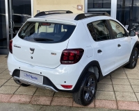 Dacia Sandero 1.5 dci 90 cv Stepway Brave "Navi-Telecamera-Volante in pelle multifunzione - Fari posteriori con tecnologia LED - Luci diurne a LED"