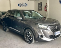 Peugeot 2008 1.5 bluehdi Allure Pack s&s 130cv EAT8 Automatica "Retrocamera - vetri privacy - pack black - cerchi lega - Fari LED" (Auto Aziendale fatturabile con iva deducibile pari al nuovo)