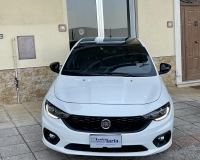 Fiat Tipo 1.6 Mjt S&S 5 porte S-Design (Bicolor - Pak black -Cerchi 18° - Fari Bi-xenon led - retrocamera)