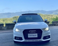 Audi A1 SPB 1.6 TDI 116 CV S.Line Sport "Tetto apribile/panoramico - Fari Xenon Plus full Led - gruppi ottici posteriore a tecnologia led - Bicolor - Cerchi sport da 18 - vetri privacy total - Navi"