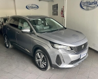 PEUGEOT 3008 II 1.5 BlueHDI  Allure Pack s&s 130cv Eat8 Automatica "Retrocamera - vetri privacy - pack cromo - cerchi lega 18 bicolor - Fari full LED" (Auto Aziendale fatturabile con iva deducibile pari al nuovo)