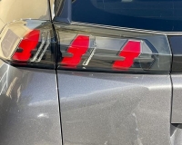 Peugeot 2008 1.5 bluehdi Allure Pack s&s 130cv EAT8 Automatica "Retrocamera - vetri privacy - pack black - cerchi lega - Fari LED" (Auto Aziendale fatturabile con iva deducibile pari al nuovo)
