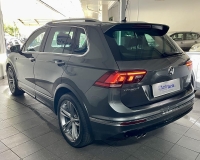 Volkswagen Tiguan 1.6 TDI 116 CV R-LINE "Fari Full Led+Gruppi ottici posteriori a led+ Quadro digitale+ Cerchi da 19°"