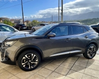 Peugeot 2008 1.5 bluehdi Allure Pack s&s 130cv EAT8 Automatica "Retrocamera - vetri privacy - pack black - cerchi lega - Fari LED" (Auto Aziendale fatturabile con iva deducibile pari al nuovo)