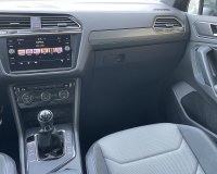 Volkswagen Tiguan 2.0 TDI 150 CV R-LINE Interior/Exterior "Fari Full Led+Gruppi ottici posteriori a led+ Quadro digitale+ Cerchi da 19"