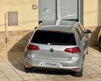 Volkswagen Golf 1.6 Tdi Comfortline 110cv (cerchi lega da 17 – sensori park anteriore e posteriore – vetri privacy-clima bi/zona) Vettura in ottime condizioni generali - Garantita