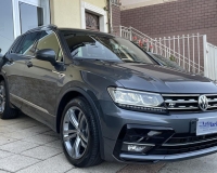 Volkswagen Tiguan 2.0 TDI 150 CV R-LINE Interior/Exterior "Fari Full Led+Gruppi ottici posteriori a led+ Quadro digitale+ Cerchi da 19"