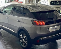 PEUGEOT 3008 II 1.5 BlueHDI  Allure Pack s&s 130cv Eat8 Automatica "Retrocamera - vetri privacy - pack cromo - cerchi lega 18 bicolor - Fari full LED" (Auto Aziendale fatturabile con iva deducibile pari al nuovo)
