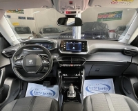 Peugeot 2008 1.5 bluehdi Allure Pack s&s 130cv EAT8 Automatica "Retrocamera - vetri privacy - pack black - cerchi lega - Fari LED" (Auto Aziendale fatturabile con iva deducibile pari al nuovo)