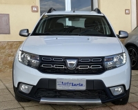 Dacia Sandero 1.5 dci 90 cv Stepway Brave "Navi-Telecamera-Volante in pelle multifunzione - Fari posteriori con tecnologia LED - Luci diurne a LED"