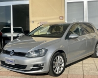 Volkswagen Golf 1.6 Tdi Comfortline 110cv (cerchi lega da 17 – sensori park anteriore e posteriore – vetri privacy-clima bi/zona) Vettura in ottime condizioni generali - Garantita
