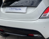 Lancia Ypsilon 1.2 Gold Plus  Black and Noir 70 CV (vetri privacy - pacchetto nero lucido in contrasto - interni sportivi - bluetooth - sedili con rifiniture sportivi logo dorato) Aziendale