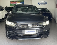 Volkswagen Tiguan 2.0 tdi R-Line 150cv dsg Fari IQ.LIGHT LED MATRIX, Digital Cockpit Pro 10,25", Navigatore