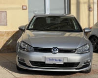 Volkswagen Golf 1.6 Tdi Comfortline 110cv (cerchi lega da 17 – sensori park anteriore e posteriore – vetri privacy-clima bi/zona) Vettura in ottime condizioni generali - Garantita