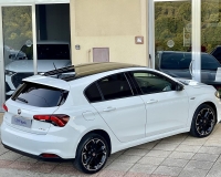 Fiat Tipo 1.6 Mjt S&S 5 porte S-Design (Bicolor - Pak black -Cerchi 18° - Fari Bi-xenon led - retrocamera)