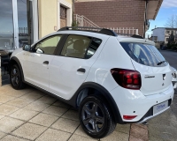 Dacia Sandero 1.5 dci 90 cv Stepway Brave "Navi-Telecamera-Volante in pelle multifunzione - Fari posteriori con tecnologia LED - Luci diurne a LED"