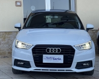 Audi A1 SPB 1.6 TDI 116 CV S.Line Sport "Tetto apribile/panoramico - Fari Xenon Plus full Led - gruppi ottici posteriore a tecnologia led - Bicolor - Cerchi sport da 18 - vetri privacy total - Navi"