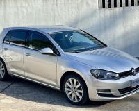 Volkswagen Golf 1.6 Tdi Comfortline 110cv (cerchi lega da 17 – sensori park anteriore e posteriore – vetri privacy-clima bi/zona) Vettura in ottime condizioni generali - Garantita