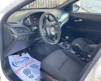 Fiat Tipo 1.6 Mjt S&S 5 porte S-Design (Bicolor - Pak black -Cerchi 18° - Fari Bi-xenon led - retrocamera)