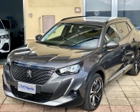 Peugeot 2008 1.5 bluehdi Allure Pack s&s 130cv EAT8 Automatica "Retrocamera - vetri privacy - pack black - cerchi lega - Fari LED" (Auto Aziendale fatturabile con iva deducibile pari al nuovo)