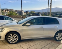 Volkswagen Golf 1.6 Tdi Comfortline 110cv (cerchi lega da 17 – sensori park anteriore e posteriore – vetri privacy-clima bi/zona) Vettura in ottime condizioni generali - Garantita