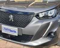 Peugeot 2008 1.5 bluehdi Allure Pack s&s 130cv EAT8 Automatica "Retrocamera - vetri privacy - pack black - cerchi lega - Fari LED" (Auto Aziendale fatturabile con iva deducibile pari al nuovo)