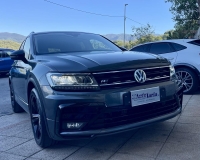 Volkswagen Tiguan R/Line Pack Black Exterior 2.0 TDI SCR (150 CV) DSG "Fari LED - Digital Cockpit Pro 10,25", pak black - cerchi da 19°"
