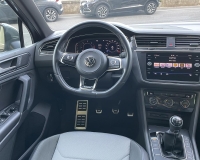 Volkswagen Tiguan 2.0 TDI 150 CV R-LINE Interior/Exterior "Fari Full Led+Gruppi ottici posteriori a led+ Quadro digitale+ Cerchi da 19"