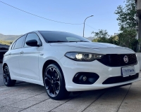 Fiat Tipo 1.6 Mjt S&S 5 porte S-Design (Bicolor - Pak black -Cerchi 18° - Fari Bi-xenon led - retrocamera)
