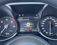 Alfa Romeo Giulia 2.2 Turbo diesel 190CV AT8 B-Tech Blak Edition Pak esterno Veloce “Pak sport - Cerchi da 19°- Pinze Brembo gialle - Assetto sportivo - Navi - Telecamera - Fari BI-Xenon Led - vetri privacy - paraurti modello veloce sport”