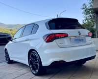Fiat Tipo 1.6 Mjt S&S 5 porte S-Design (Bicolor - Pak black -Cerchi 18° - Fari Bi-xenon led - retrocamera)