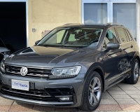 Volkswagen Tiguan 1.6 TDI 116 CV R-LINE "Fari Full Led+Gruppi ottici posteriori a led+ Quadro digitale+ Cerchi da 19°"